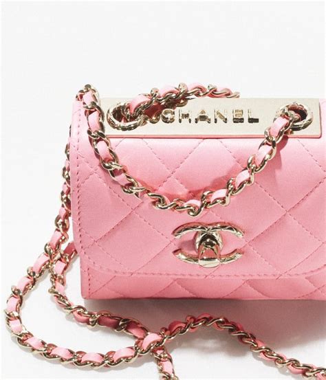 chanel clutch with chain 2022|More.